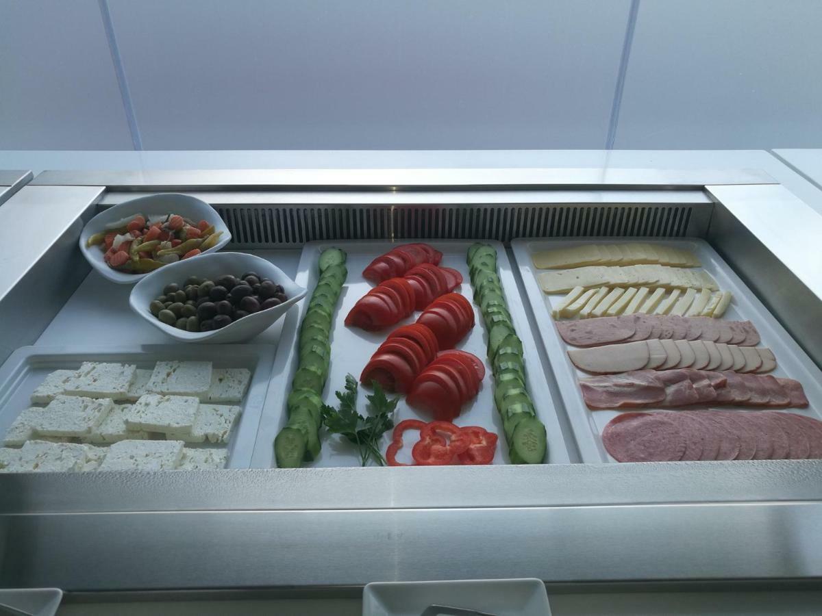 4-You Boutique Metamórfosi Eksteriør bilde